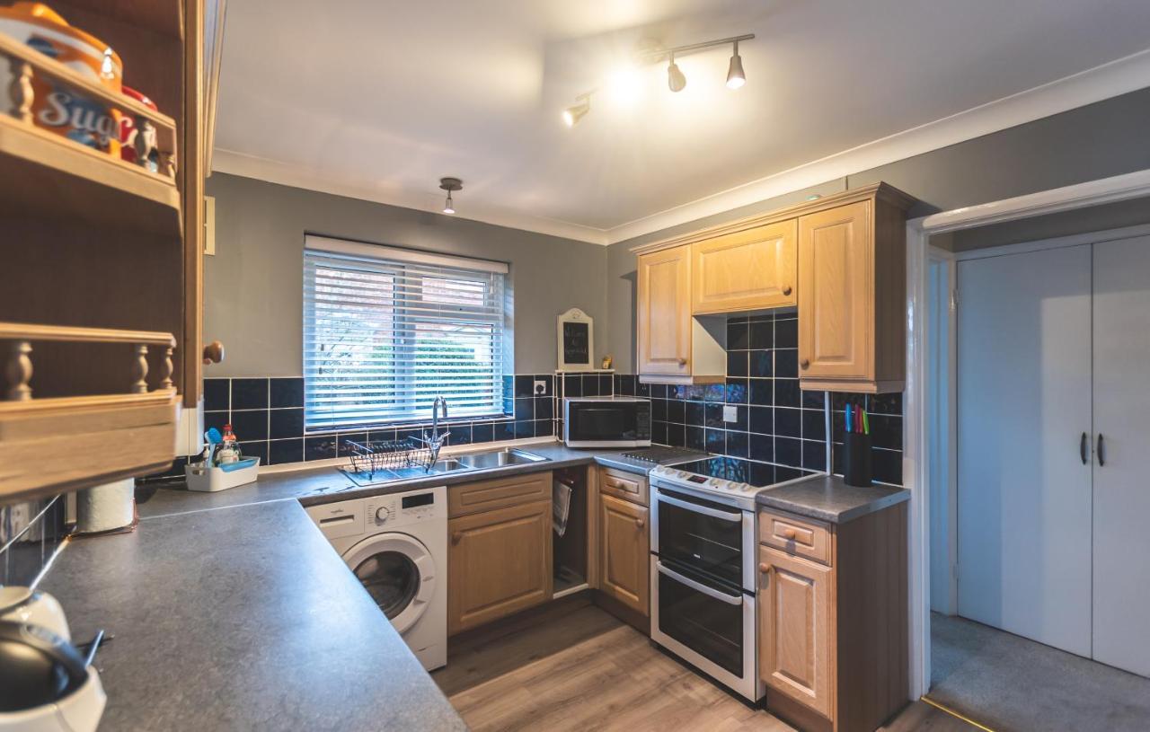 Kings Field Maisonette Eastleigh Exterior foto